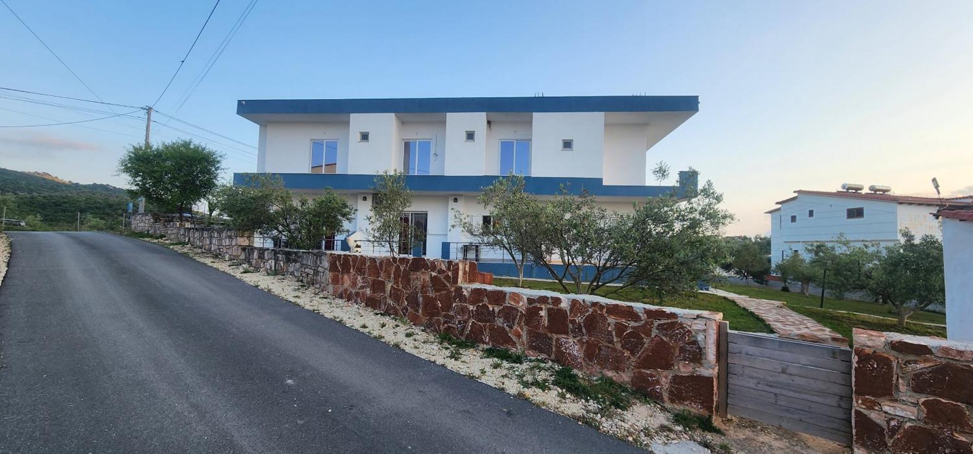 Bashkim Apartament *